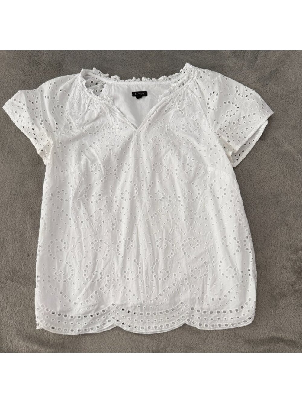 Talbots White Cotton Eyelet Blouse Shirt Top Womens SMALL Short Sleeve Cottage